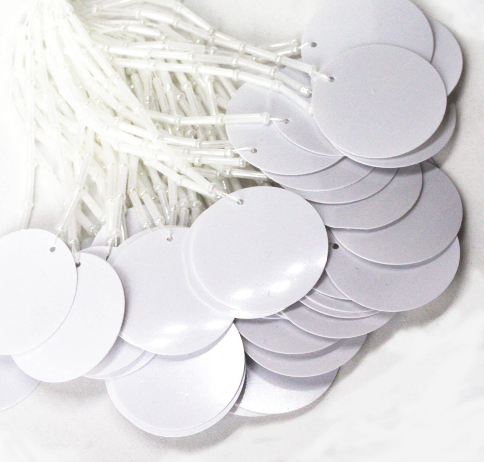 Пучки стекляруса White + паєтка White 3см